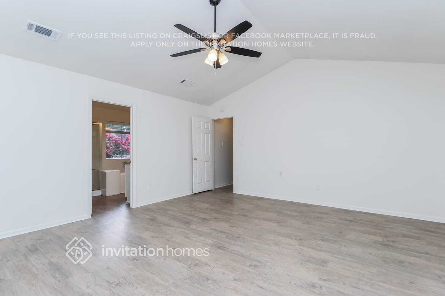 Building Photo - 14 E Trillium Cir