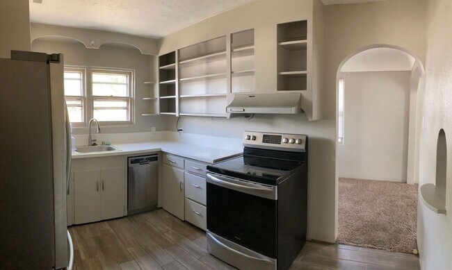 Building Photo - Incredible Location In Caldwell