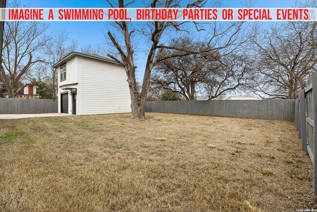 Building Photo - 303 Pendleton Ave