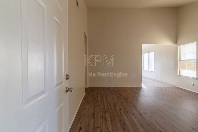 Building Photo - 1311 W Century Blvd