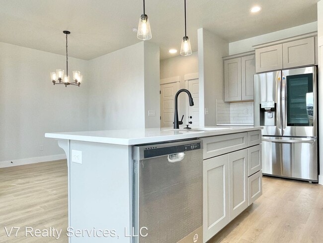 Building Photo - 3 br, 2.5 bath House - 4306 W. Rex Peak Way