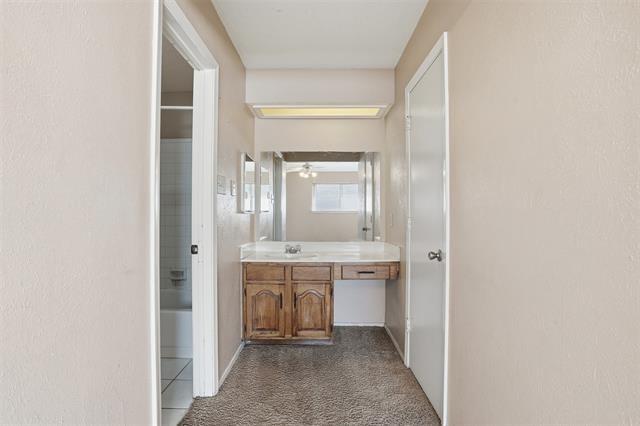 Building Photo - 2219 Lavon Creek Ln