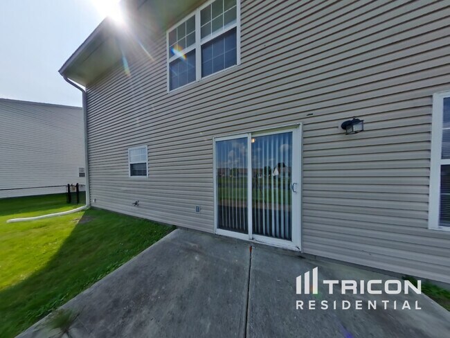 Building Photo - 9710 Treyburn Green Way