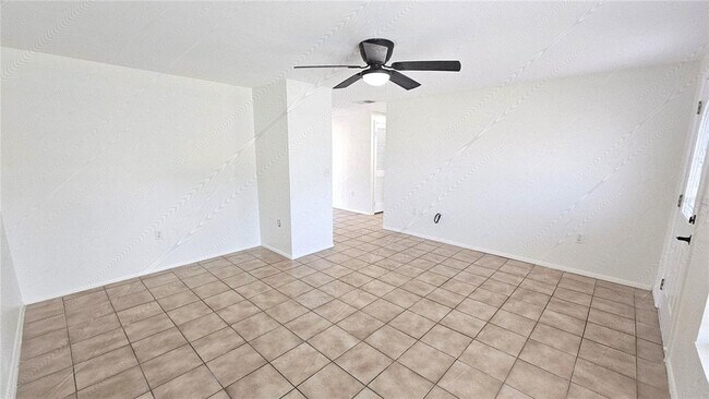 Building Photo - 284 Rotonda Blvd W