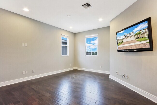 Building Photo - 1132 NW Demedici Rd