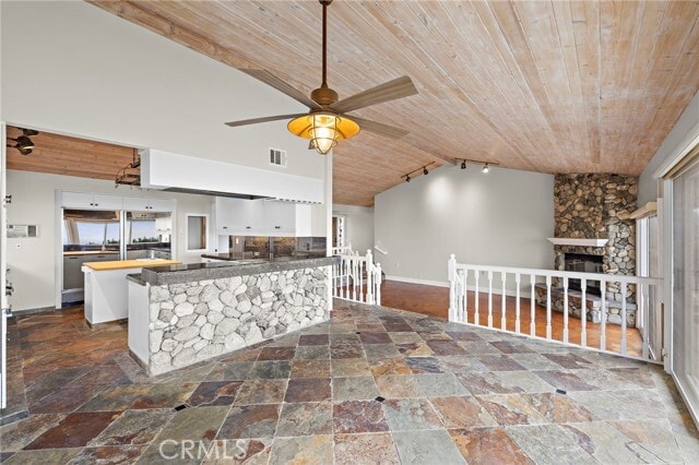 Building Photo - 4022 Calle Marlena