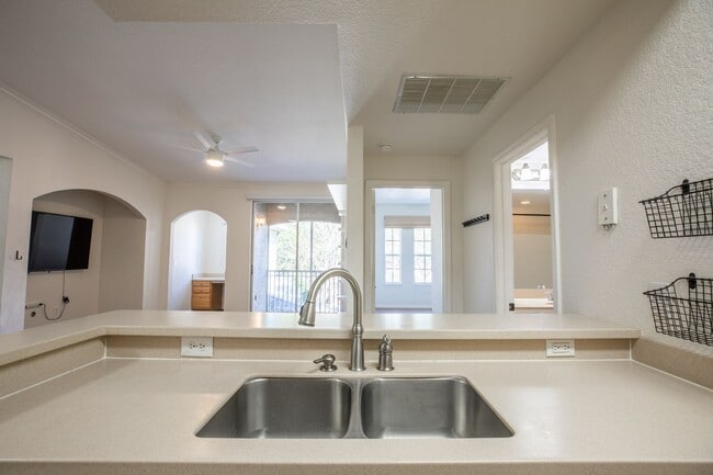 Building Photo - Condo in Desirable Mirabella Community