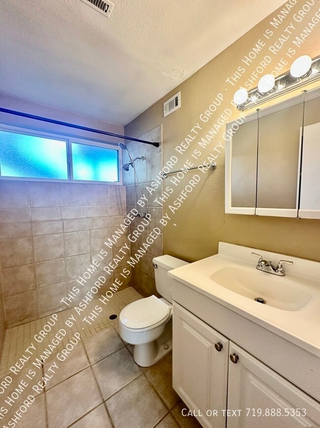 Building Photo - 3712 Windflower Cir