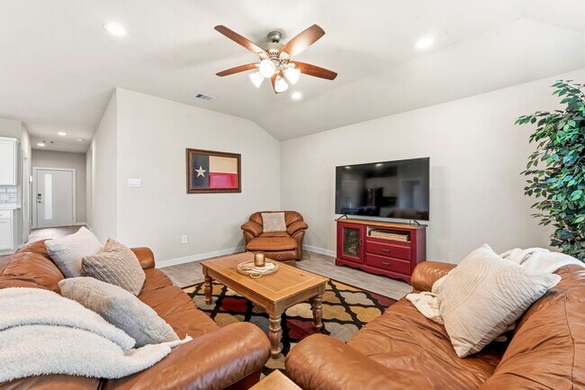 Building Photo - 12119 Bear River Dr
