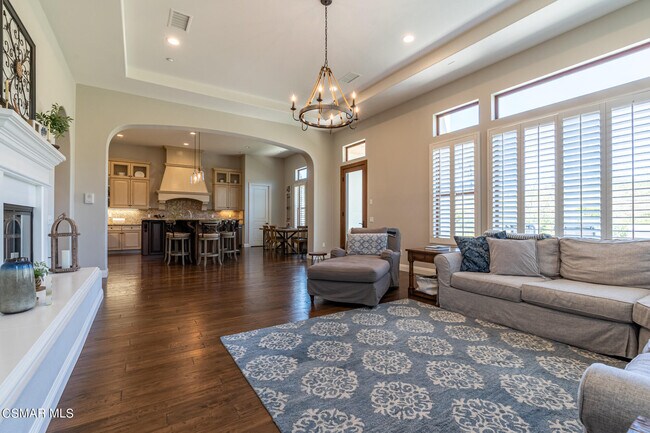 Building Photo - 835 Via Sedona