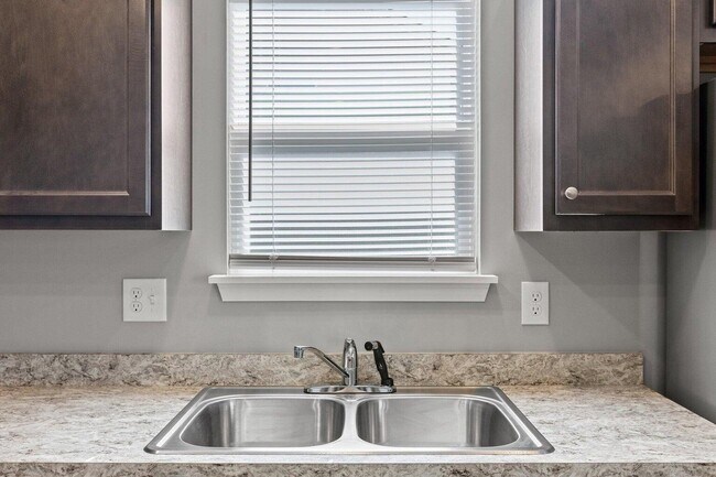 Building Photo - 215 Jared Parker Wy