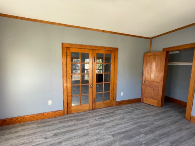 Building Photo - 518 N Olive St