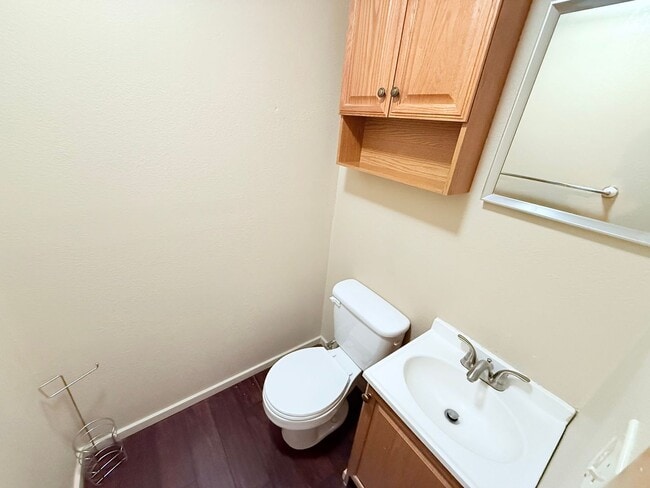 Building Photo - Studio cabin for rent in South Lake Tahoe
