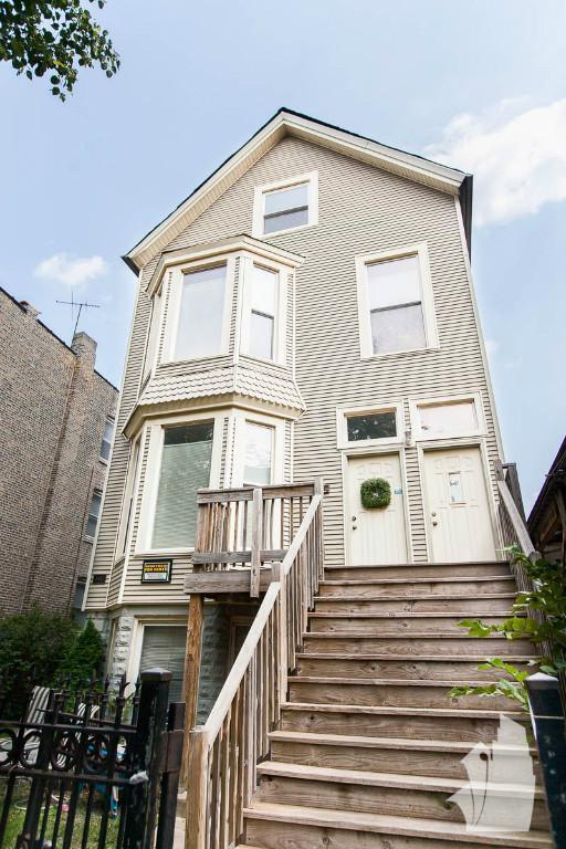 Primary Photo - 3417 N Janssen Ave