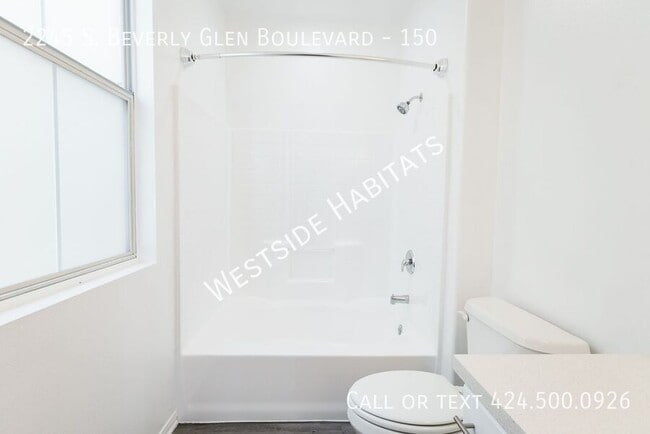 Building Photo - 2245 S Beverly Glen Blvd