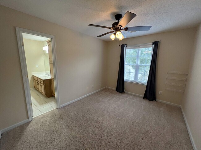 Building Photo - 850 Cold Creek Cove