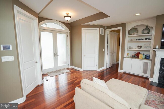Building Photo - 12321 Vista Way