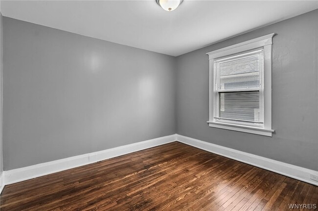 Building Photo - 49 Virgil Ave