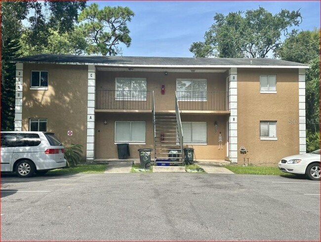Primary Photo - 2550 S Park Ave