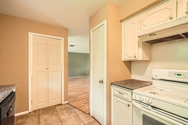 Building Photo - 3415 Bristlecone Trail