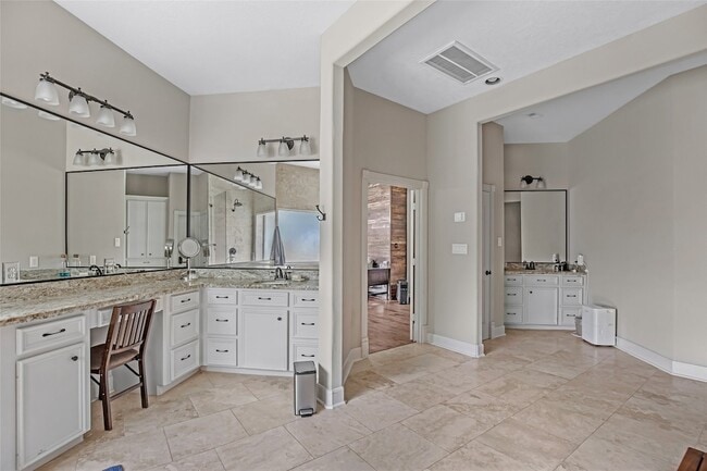 Building Photo - 29006 Reserve Bend Dr