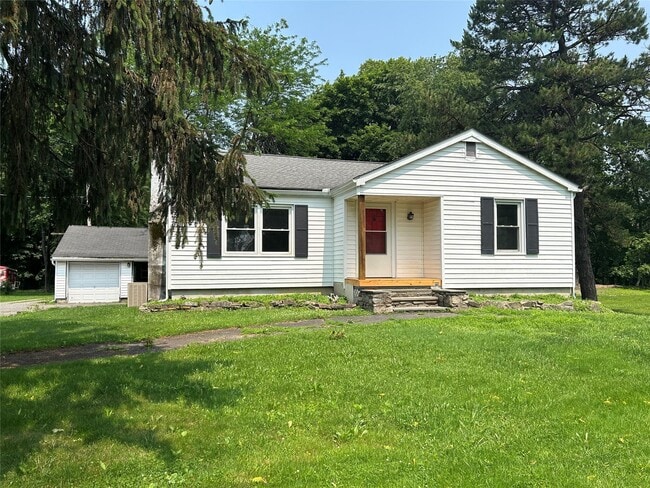 Primary Photo - 2814 NY-94