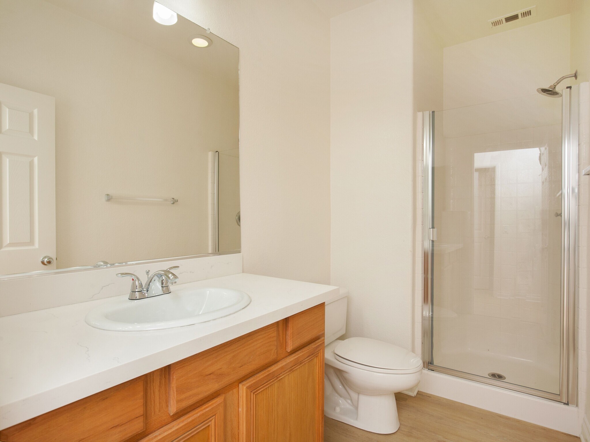 Building Photo - 24318 Via La Casa