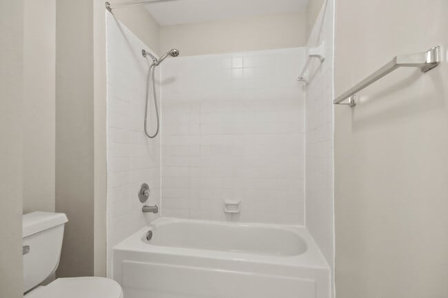 Building Photo - 7812 Theissetta Dr