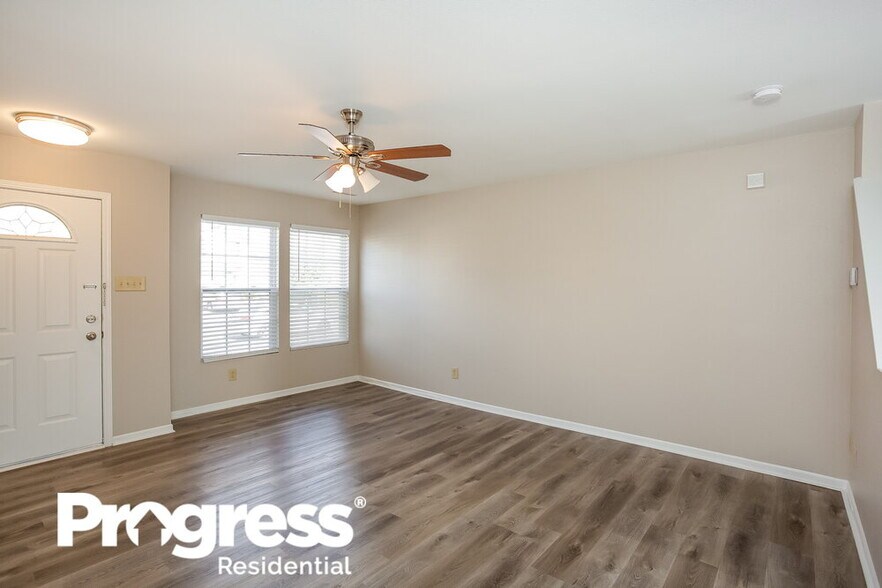 Building Photo - 1187 N Aberdeen Dr
