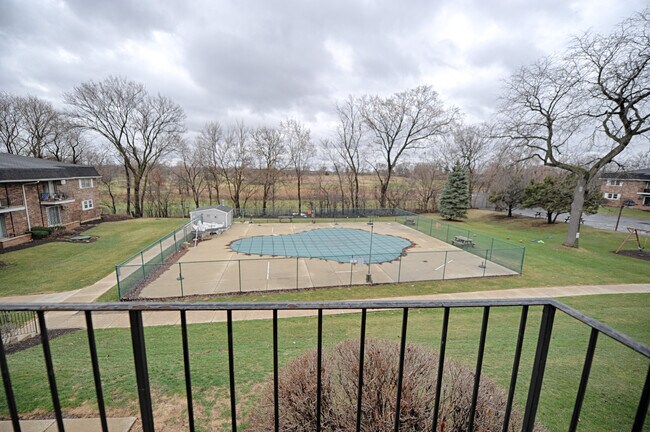 Building Photo - 2343 Ogden Ave