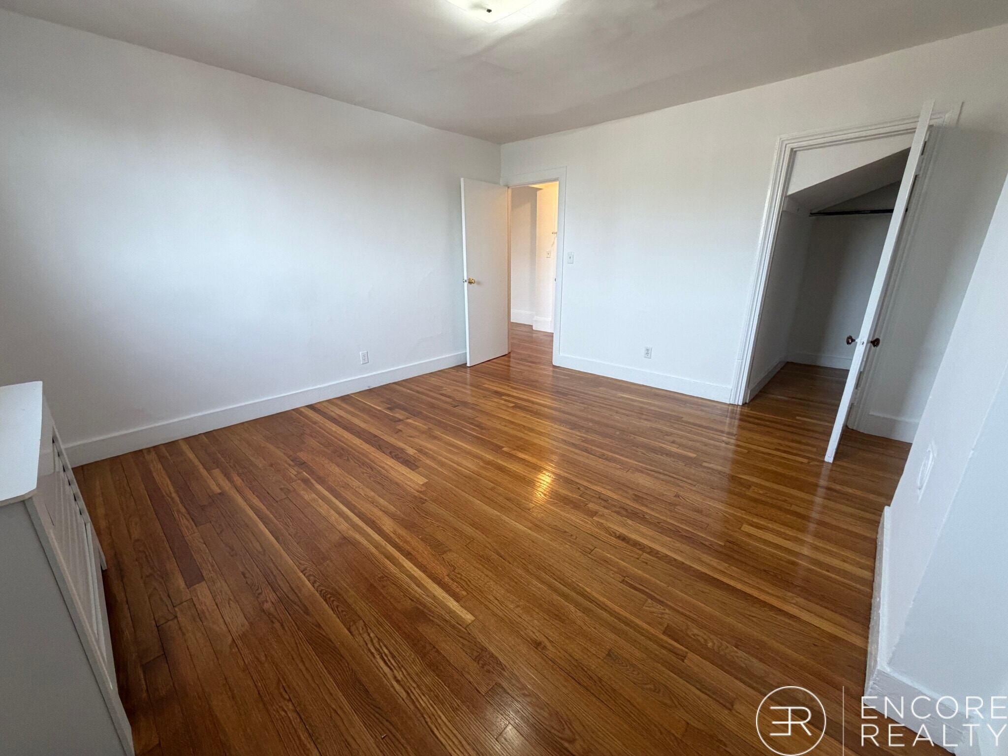 Building Photo - 24 Mt Vernon St