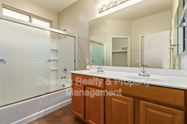 Building Photo - 7419 W Glass Ln