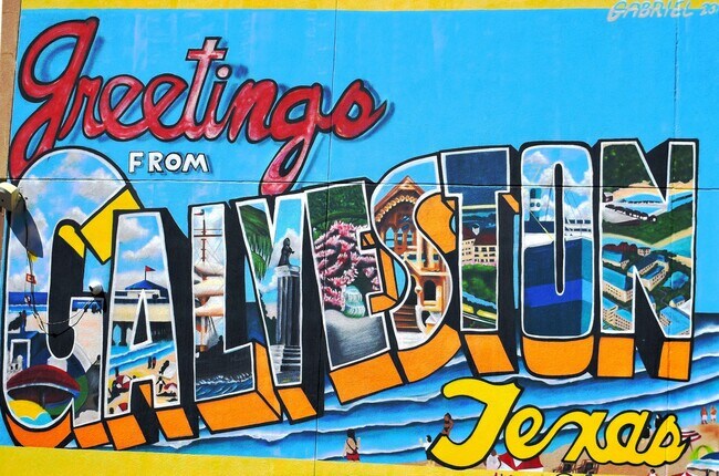 Building Photo - 5111 Ave Q 1/2