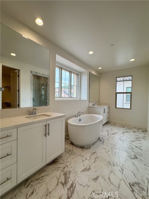 Building Photo - 173 Somera