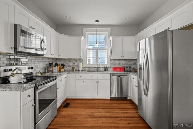 Building Photo - 3100 Barton Ave