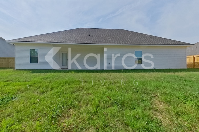 Building Photo - 13785 Willowmore Dr