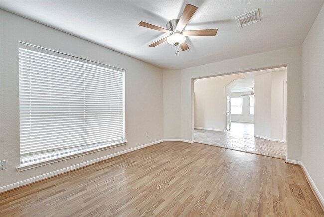 Building Photo - 5127 Birch Manor Ln