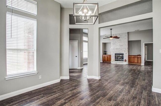 Building Photo - 157 Country Pl Ln