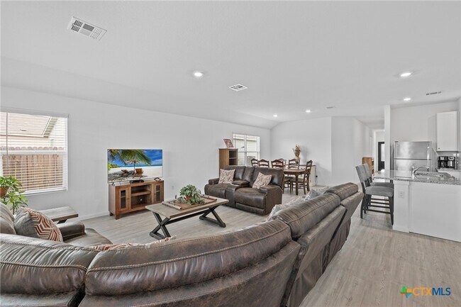 Building Photo - 2920 Calandra Lark