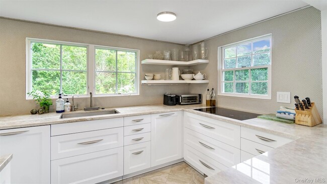 Building Photo - 9 Ocame Ave