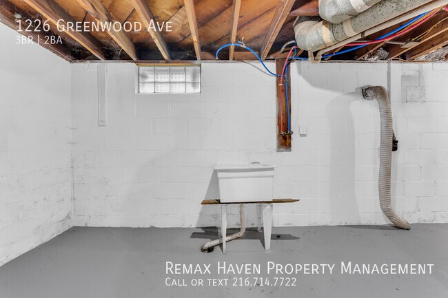 Building Photo - 1226 Greenwood Ave
