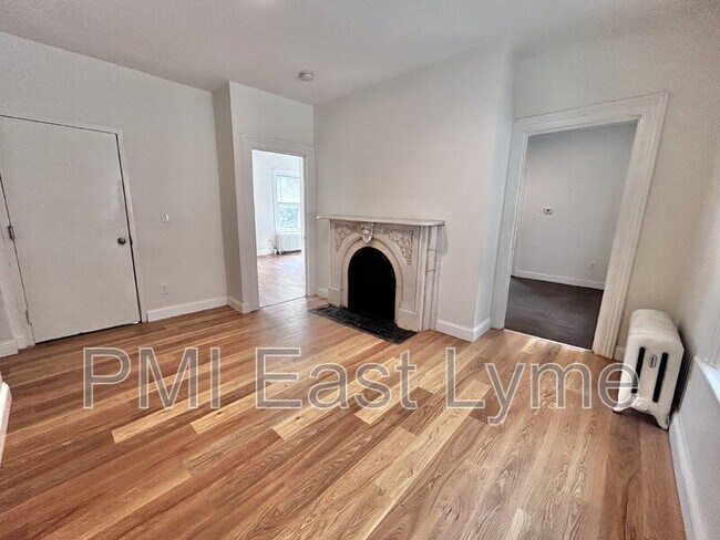 Building Photo - 54 Roath St