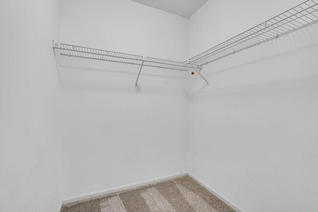 Building Photo - 31 Fair Acres Ct