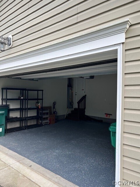 Building Photo - 3005 Falcon Creek Dr
