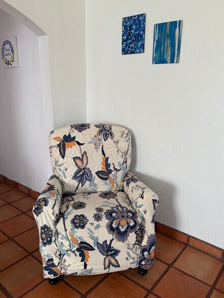 Building Photo - 2825 E 21st St