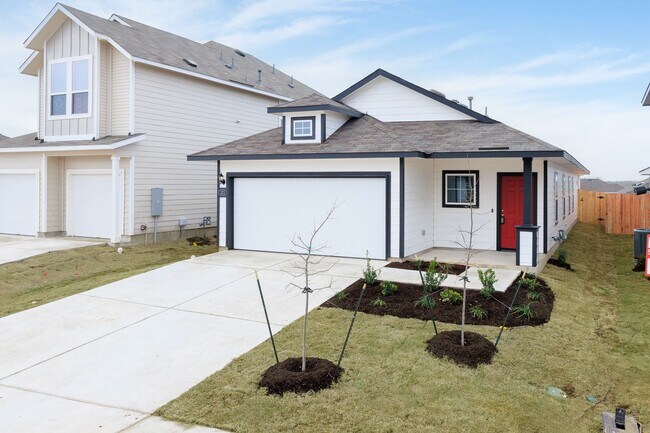 Building Photo - Charming 3-Bedroom Home Near Kyle & San Ma...