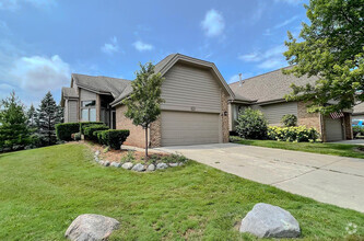 Building Photo - 29603 N Meadowridge