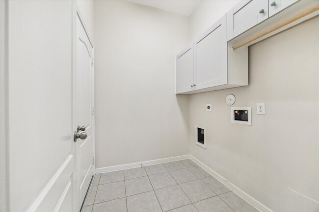 Building Photo - 711 Shenandoah Falls Ln