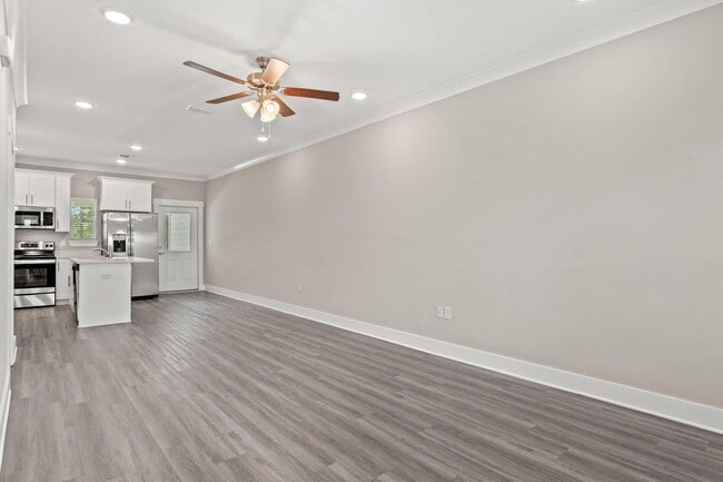 Building Photo - 118 N Sand Palm Rd