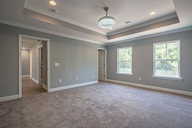 Building Photo - 281 Cypress Creek Dr NE